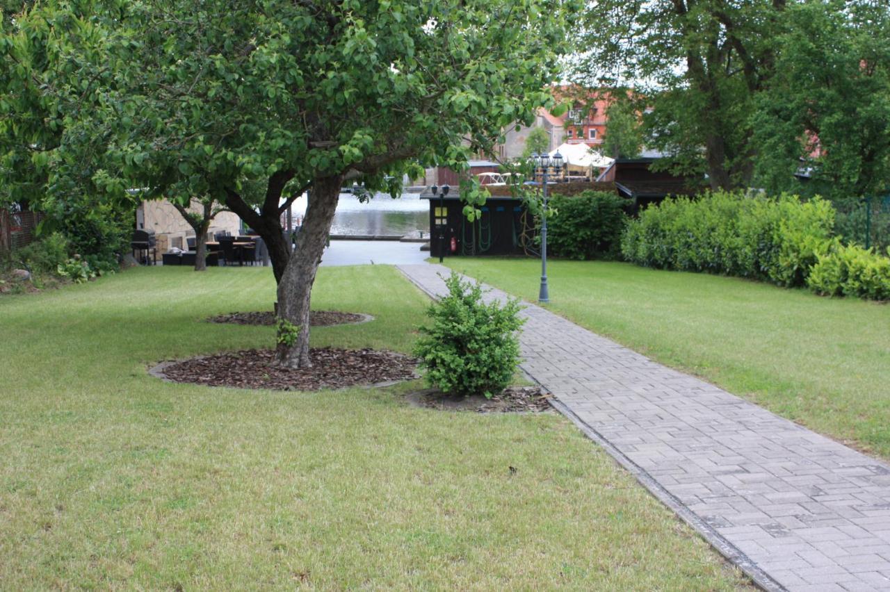 Ferienwohnungen Wassergrundstück Malchow Malchow  Exterior foto
